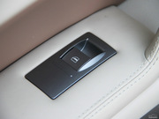 2012款 3.0L 精英定制型(汽油版) 2012款 3.0L 精英定制型(汽油版)