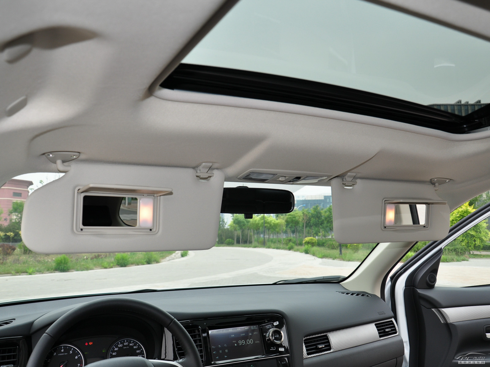 歐藍(lán)德(進(jìn)口)內(nèi)飾高清大圖