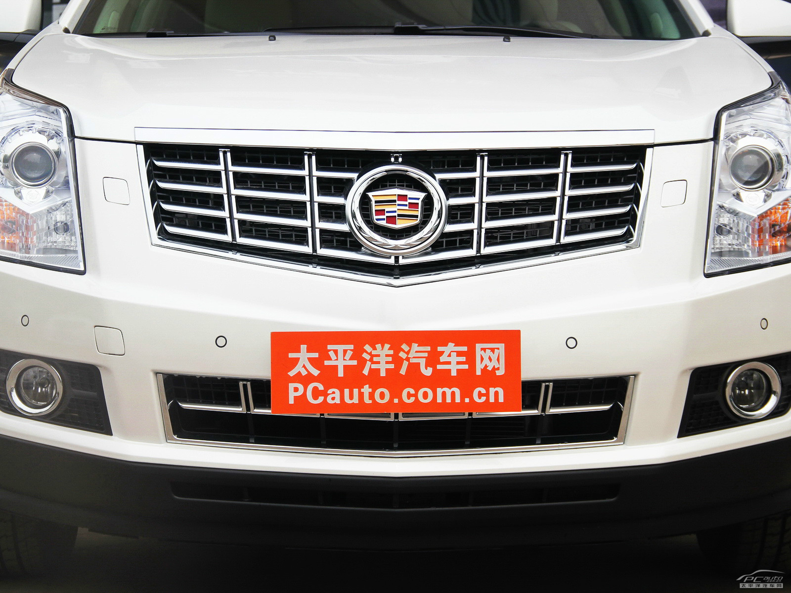 凱迪拉克SRX外觀高清大圖