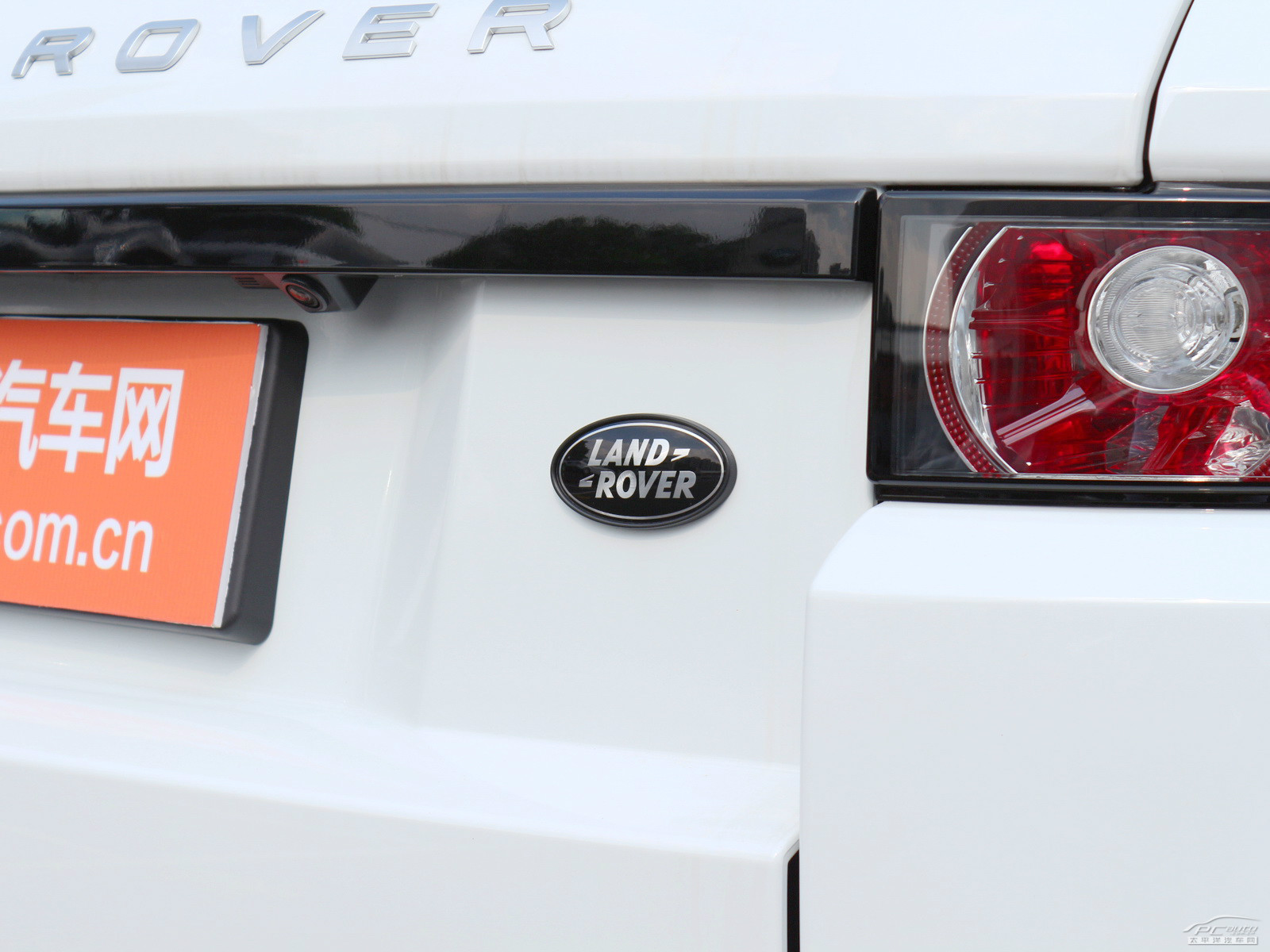 攬勝極光(進(jìn)口)外觀高清大圖