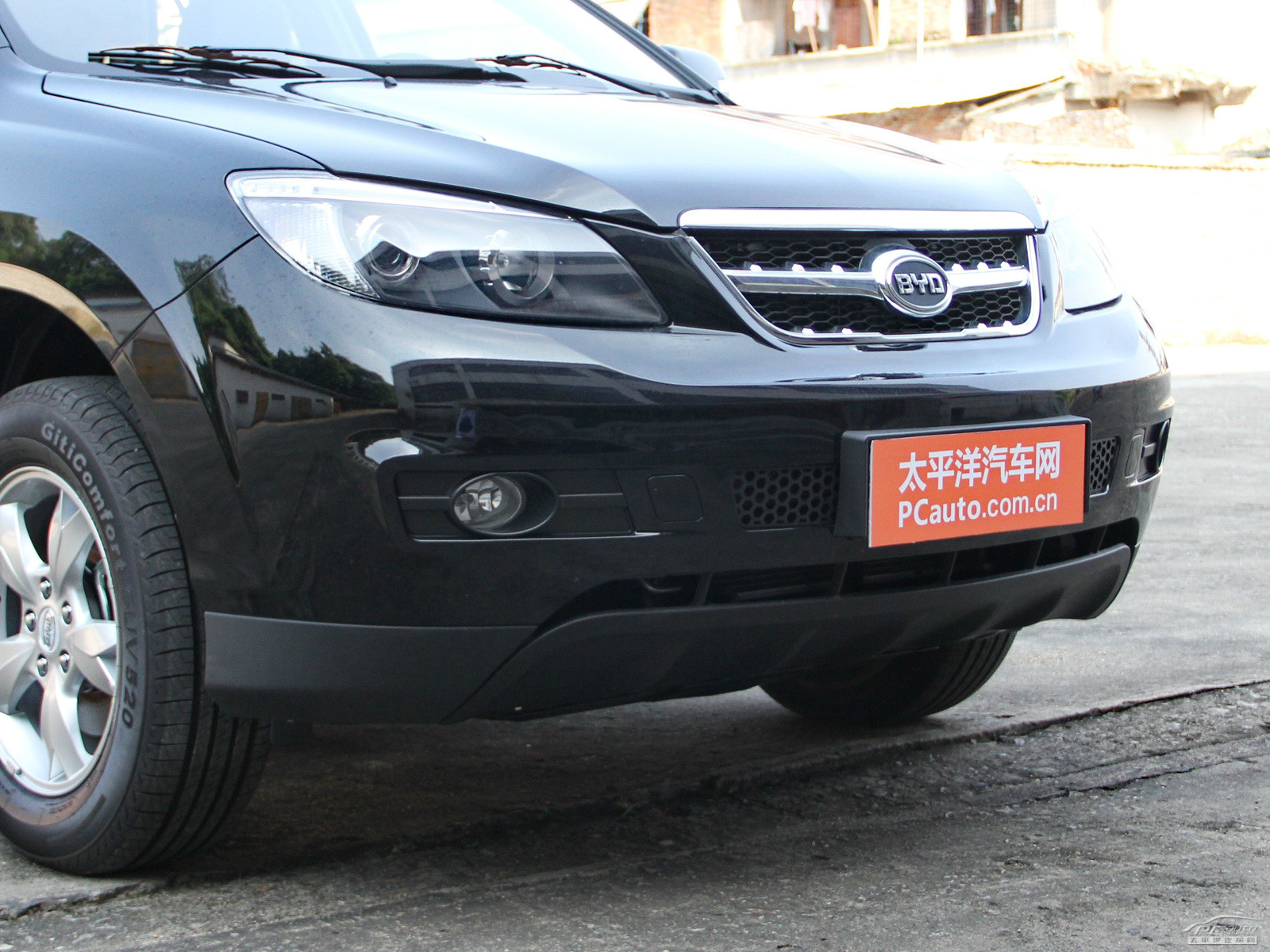 比亞迪S6外觀高清大圖