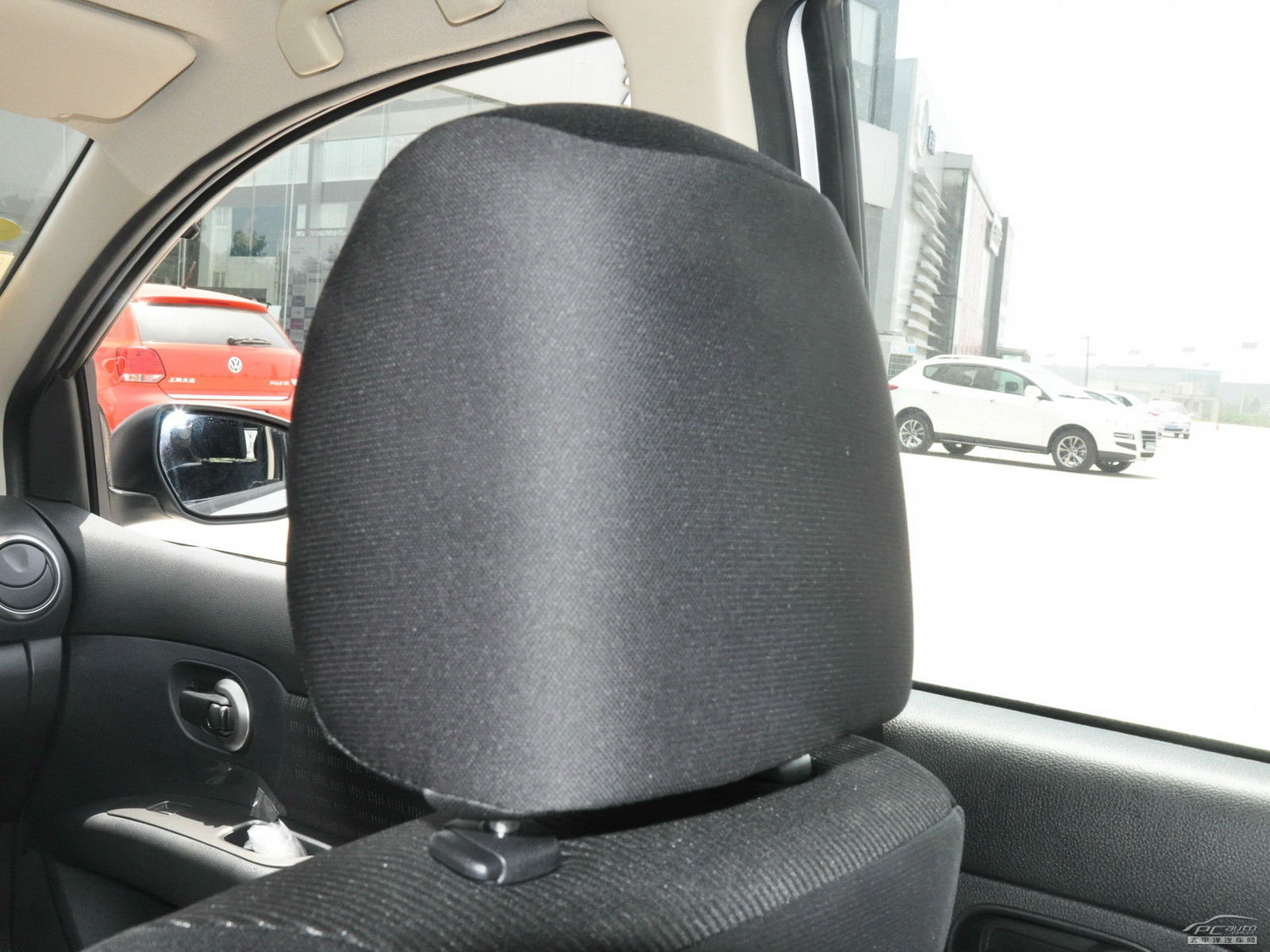 驪威內(nèi)飾高清大圖