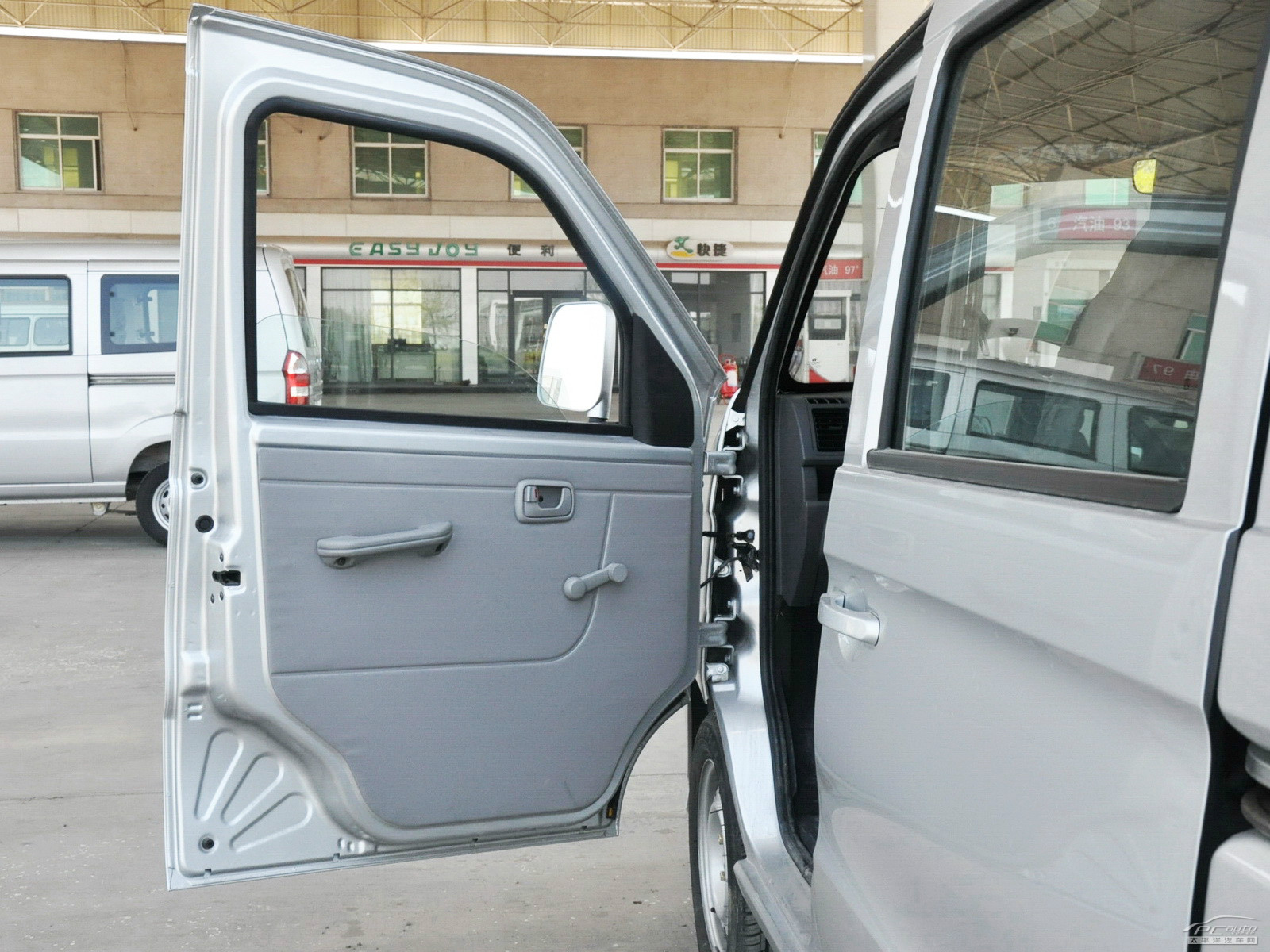 北汽威旺205內(nèi)飾高清大圖