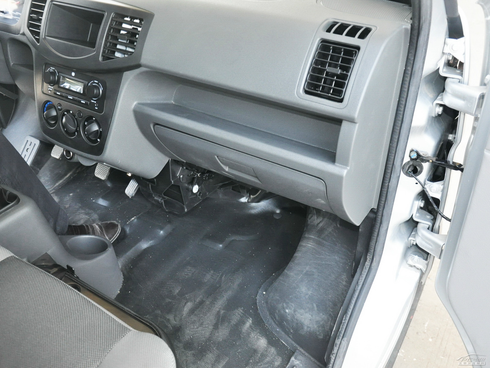 北汽威旺205內(nèi)飾高清大圖