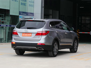 2013款 3.0L 7座四驅(qū)旗艦版 2013款 3.0L 7座四驅(qū)旗艦版
