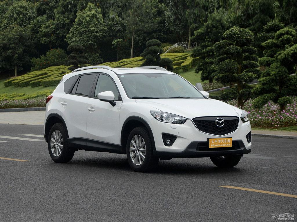 珠光白馬自達(dá)CX-5整車外觀外觀圖片