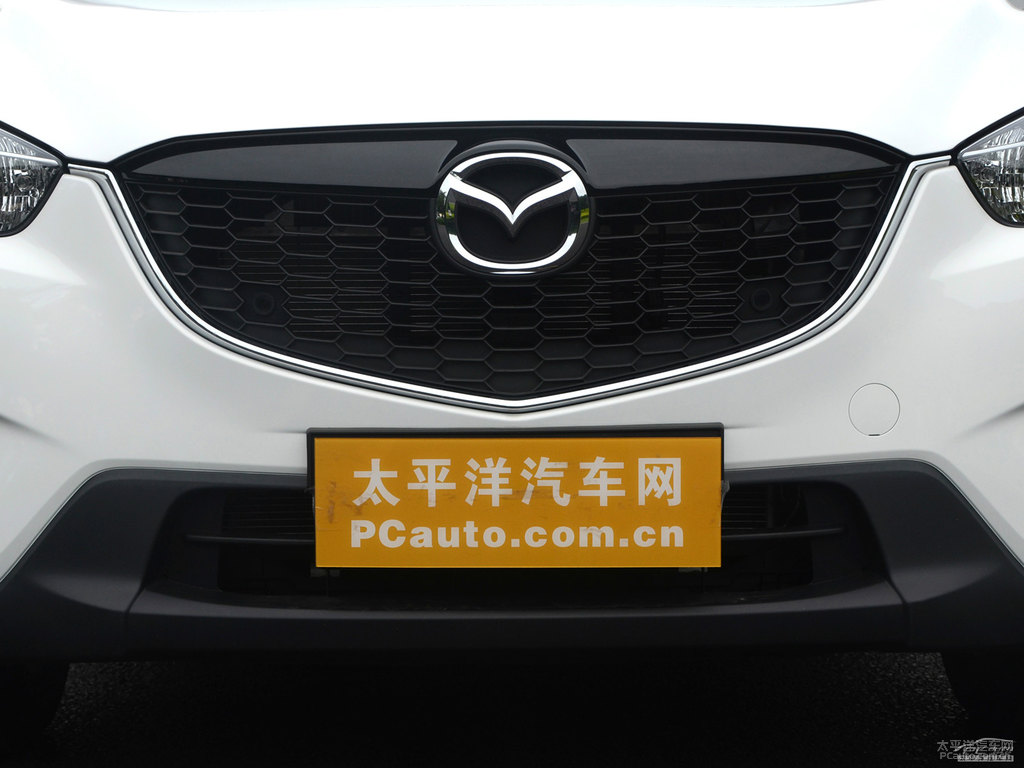 珠光白馬自達(dá)CX-5車(chē)頭外觀圖片