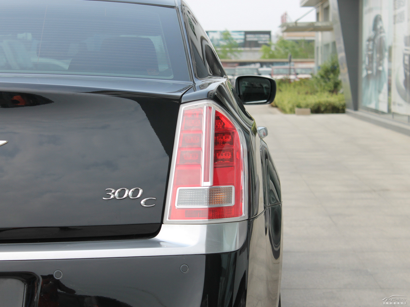 克萊斯勒300C外觀高清大圖