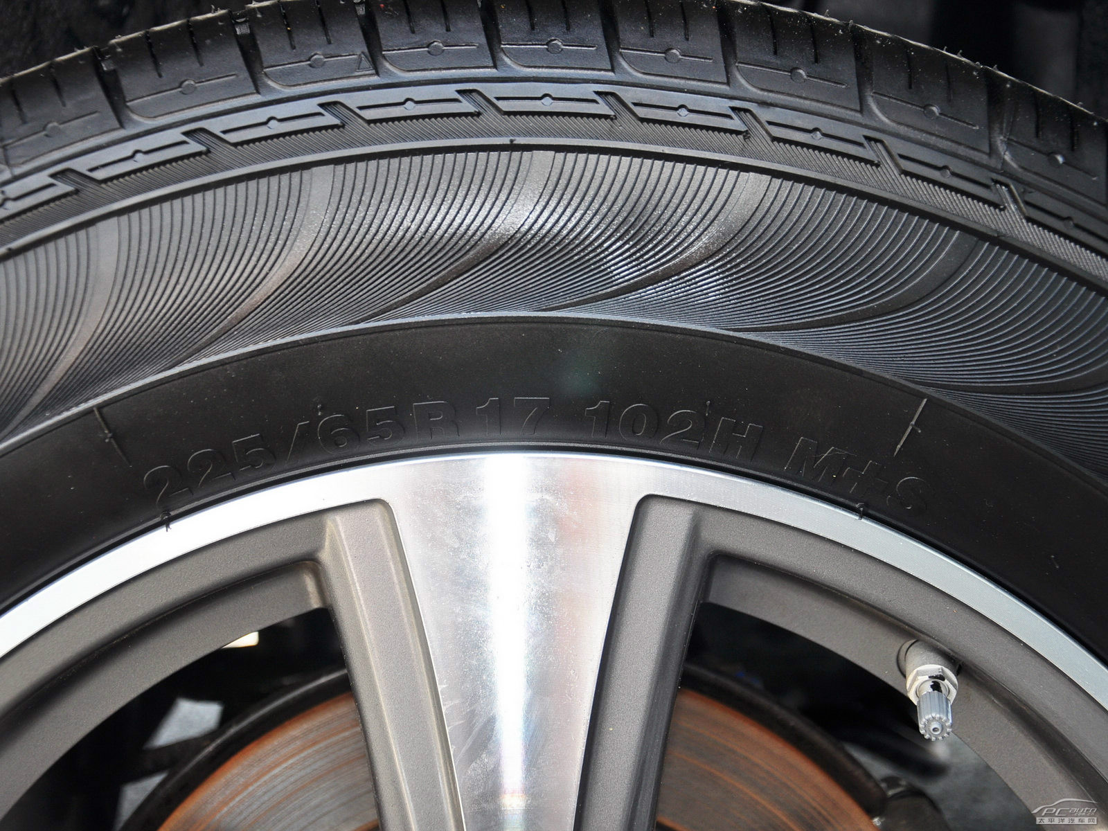 哈弗H6細(xì)節(jié)高清大圖