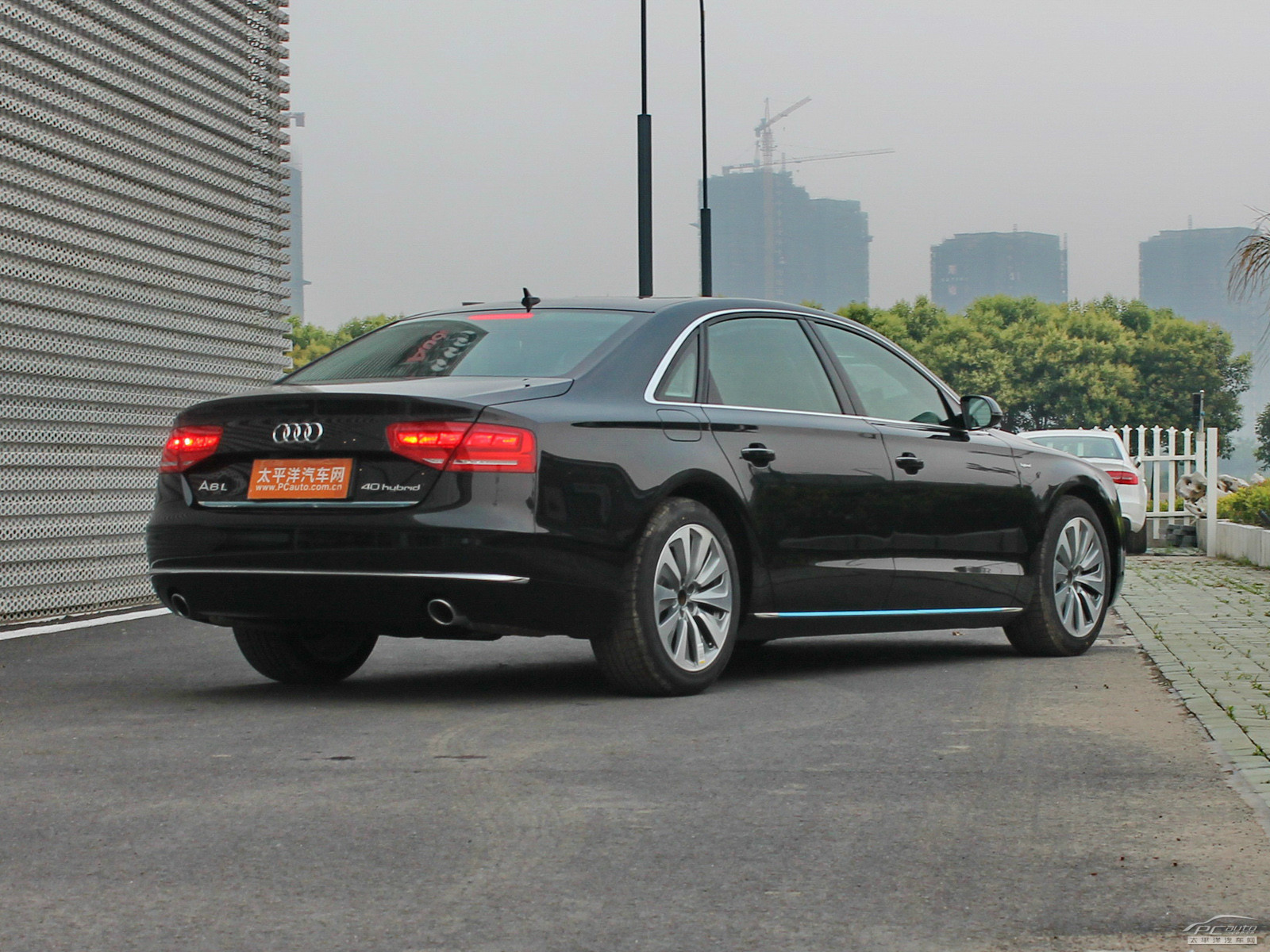奧迪A8L外觀高清大圖