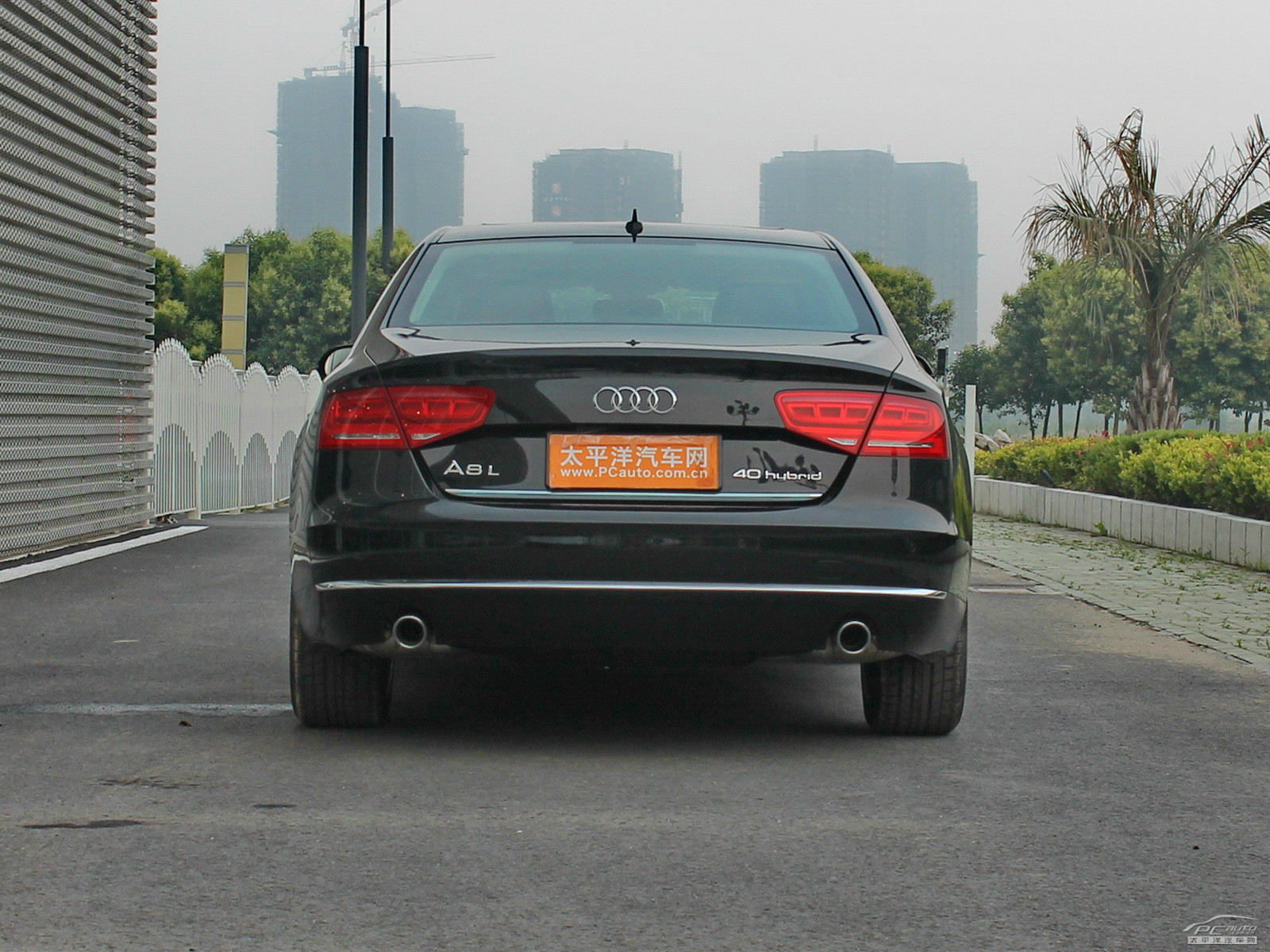 奧迪A8L外觀高清大圖