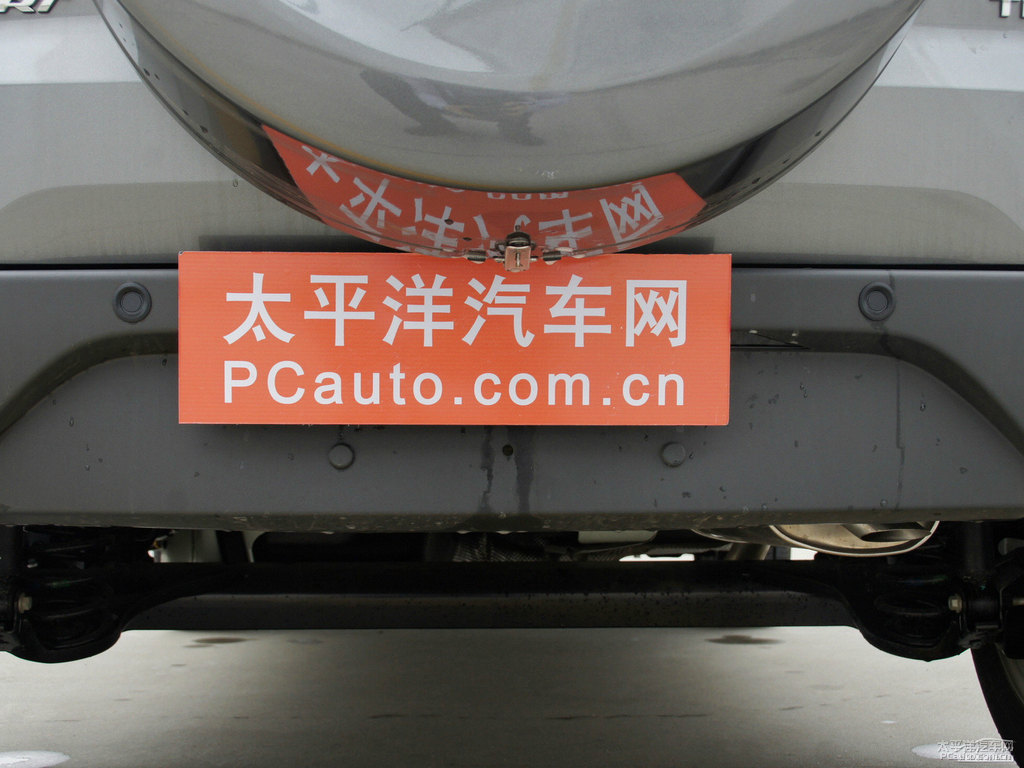魅影灰翼搏車尾外觀圖片