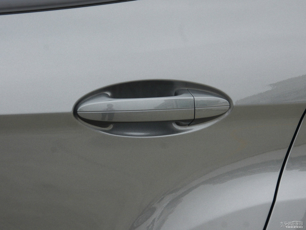 魅影灰翼搏車身外觀圖片