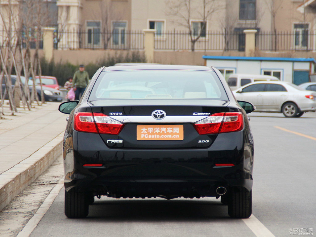 炫晶黑凱美瑞整車(chē)外觀外觀圖片