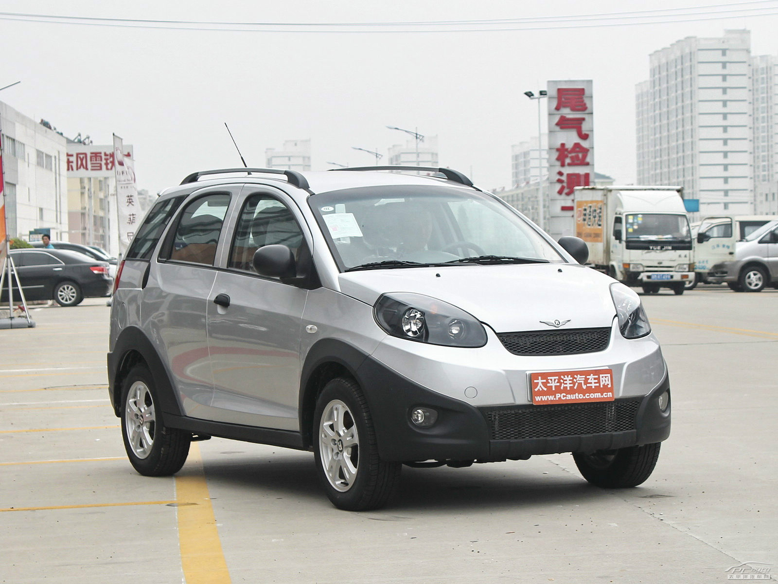 瑞麒X1外觀(guān)高清大圖