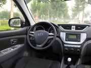 2013款 1.5L 手動(dòng)7座都市時(shí)尚版 兩驅(qū) 2013款 1.5L 手動(dòng)7座都市時(shí)尚版 兩驅(qū)