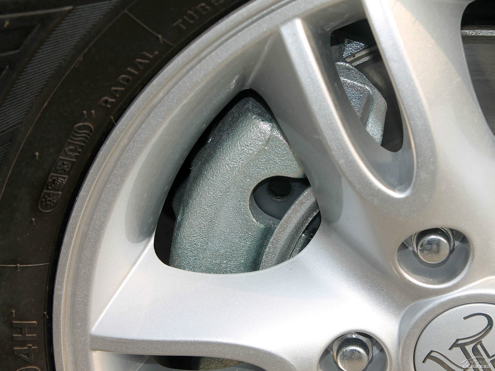 榮威W5細(xì)節(jié)高清大圖