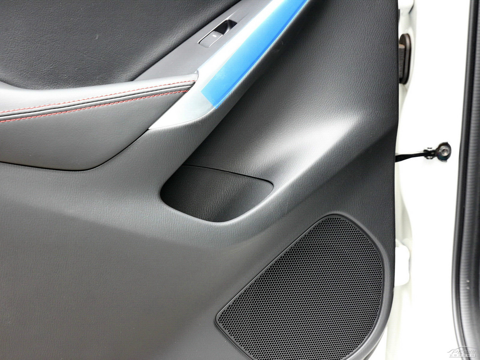 馬自達ATENZA空間高清大圖