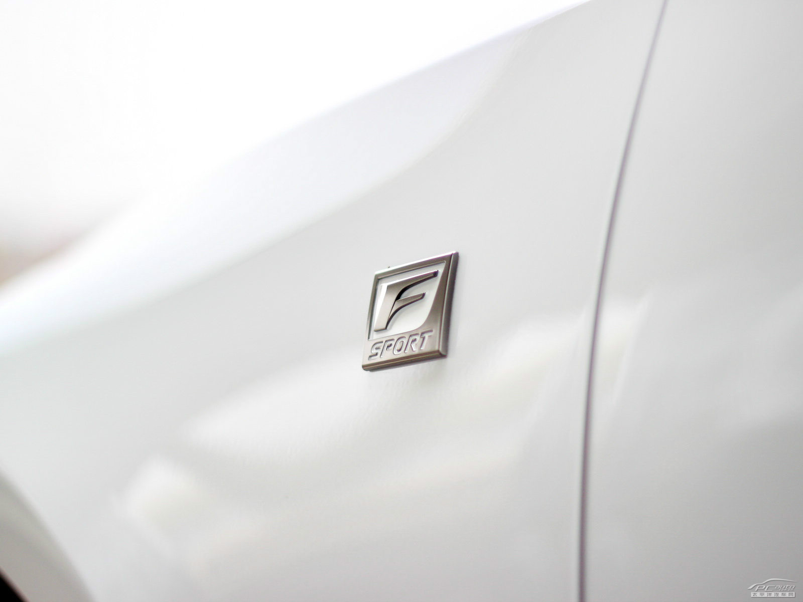 雷克薩斯IS外觀高清大圖