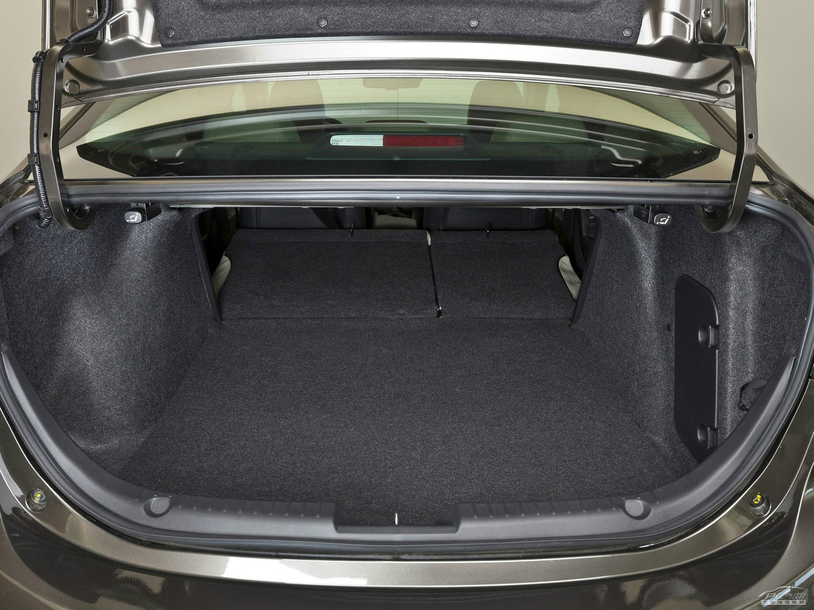 馬自達(dá)3(海外)空間高清大圖