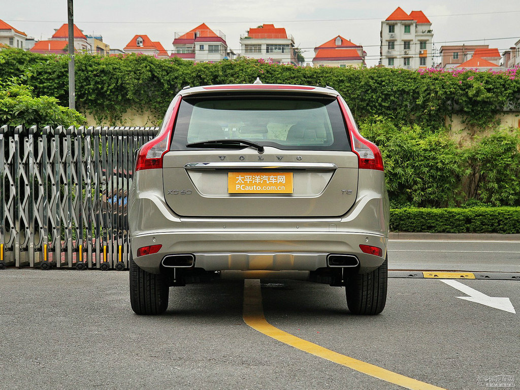 ĺɫ~֠XC60(M(jn))܇(ch)^^DƬ