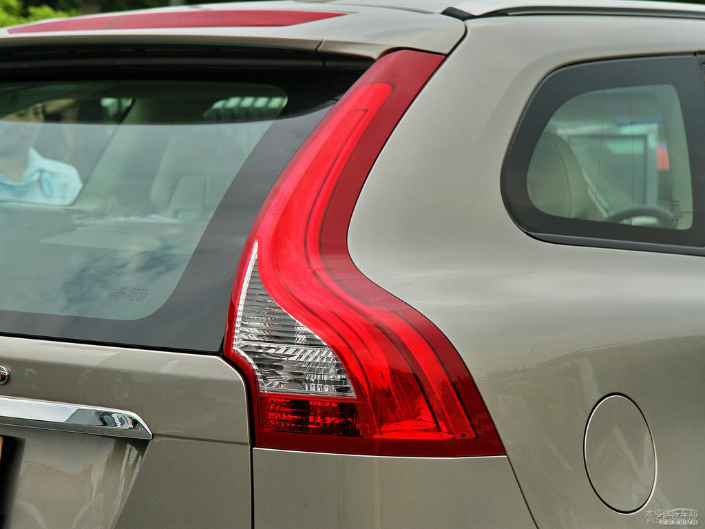 ĺɫ~֠XC60(M(jn))܇β^DƬ