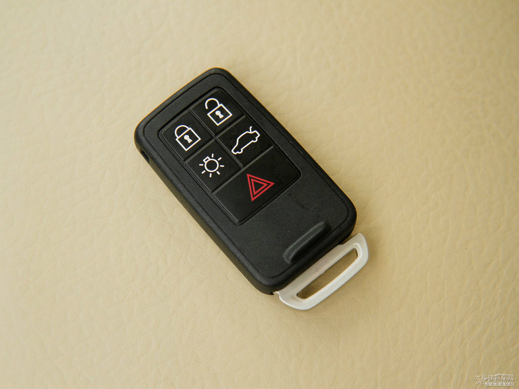 ĺɫ~֠XC60(M(jn))(x)(ji)(x)(ji)DƬ