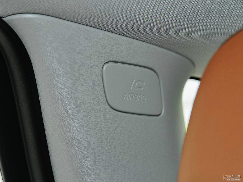 沃爾沃V60車廂內(nèi)飾圖片