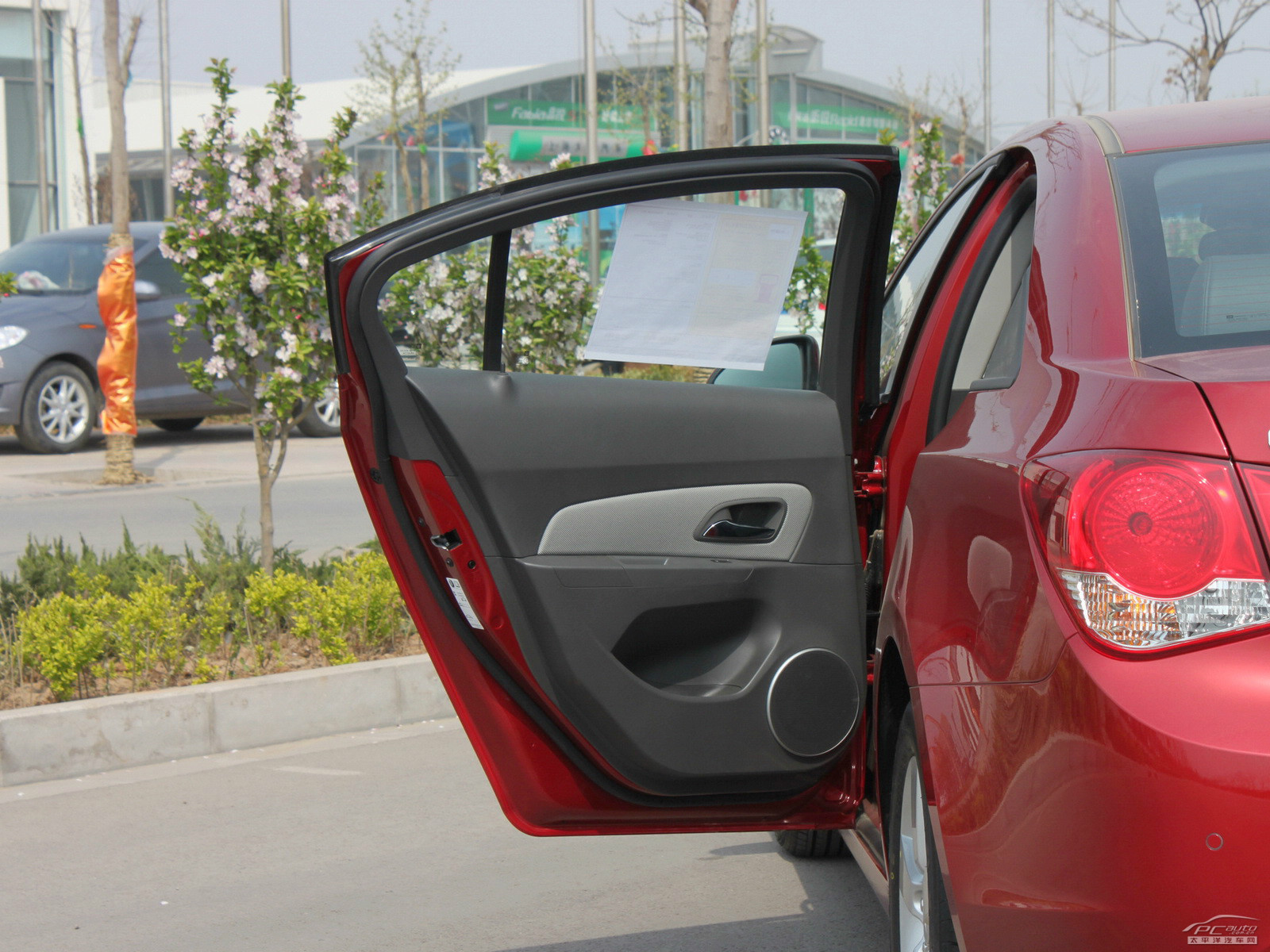 科魯茲內(nèi)飾高清大圖