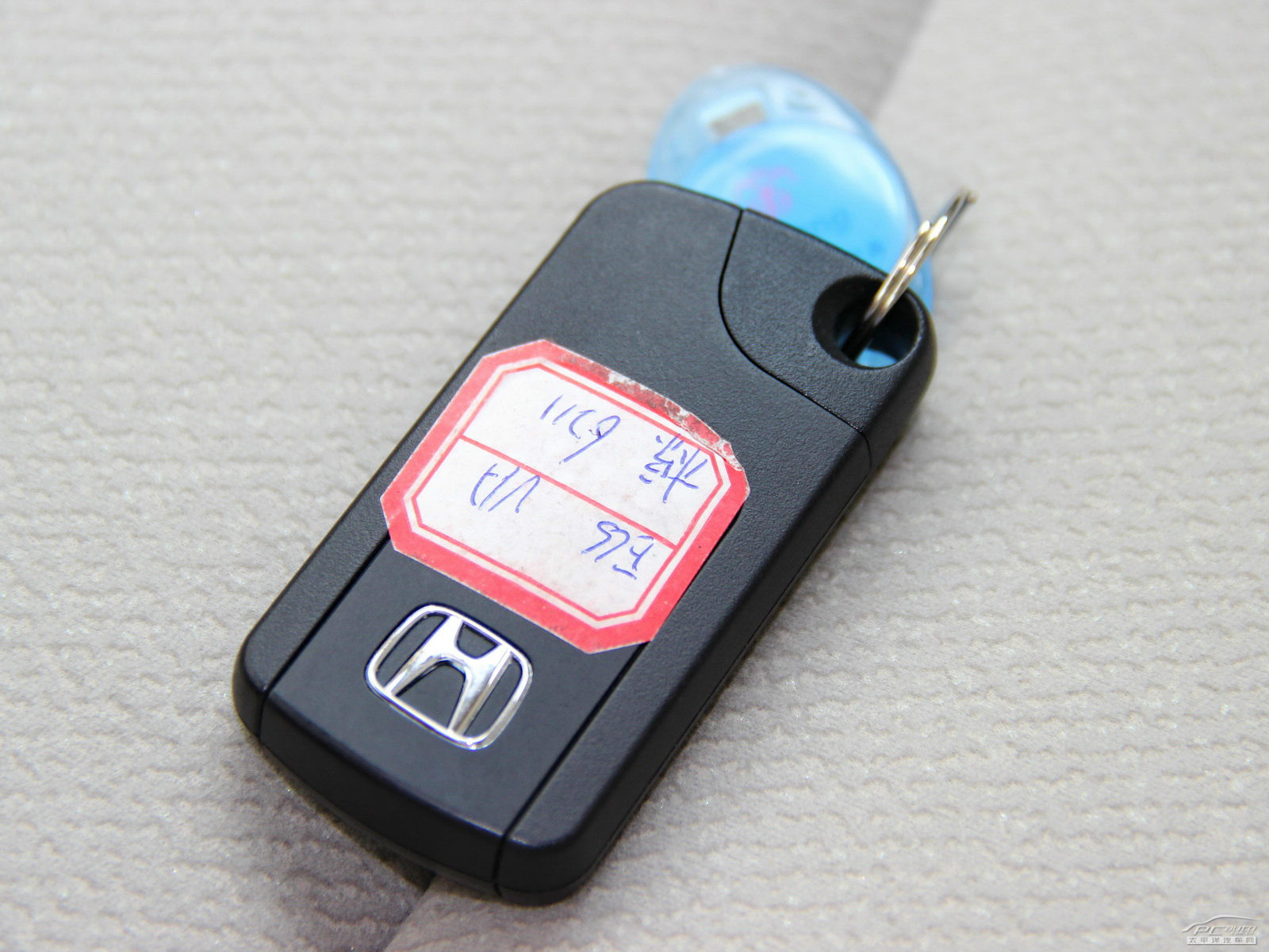 艾力紳細(xì)節(jié)高清大圖