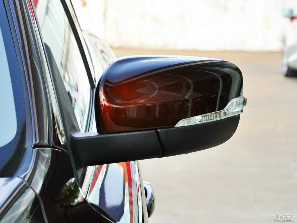 ɫ֠XC60(M)܇^DƬ