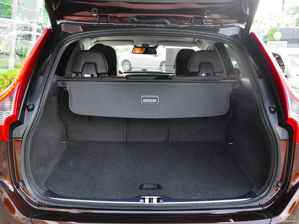 ɫ֠XC60(M(jn))gDƬ