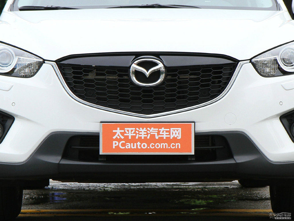珠光白馬自達(dá)CX-5車頭外觀圖片