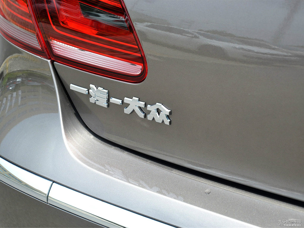 開羅金大眾CC車尾外觀圖片