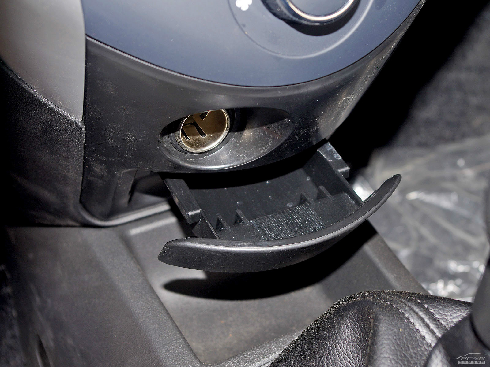 夏利N7空間高清大圖