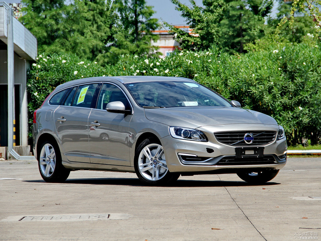 海貝灰沃爾沃V60整車外觀外觀圖片