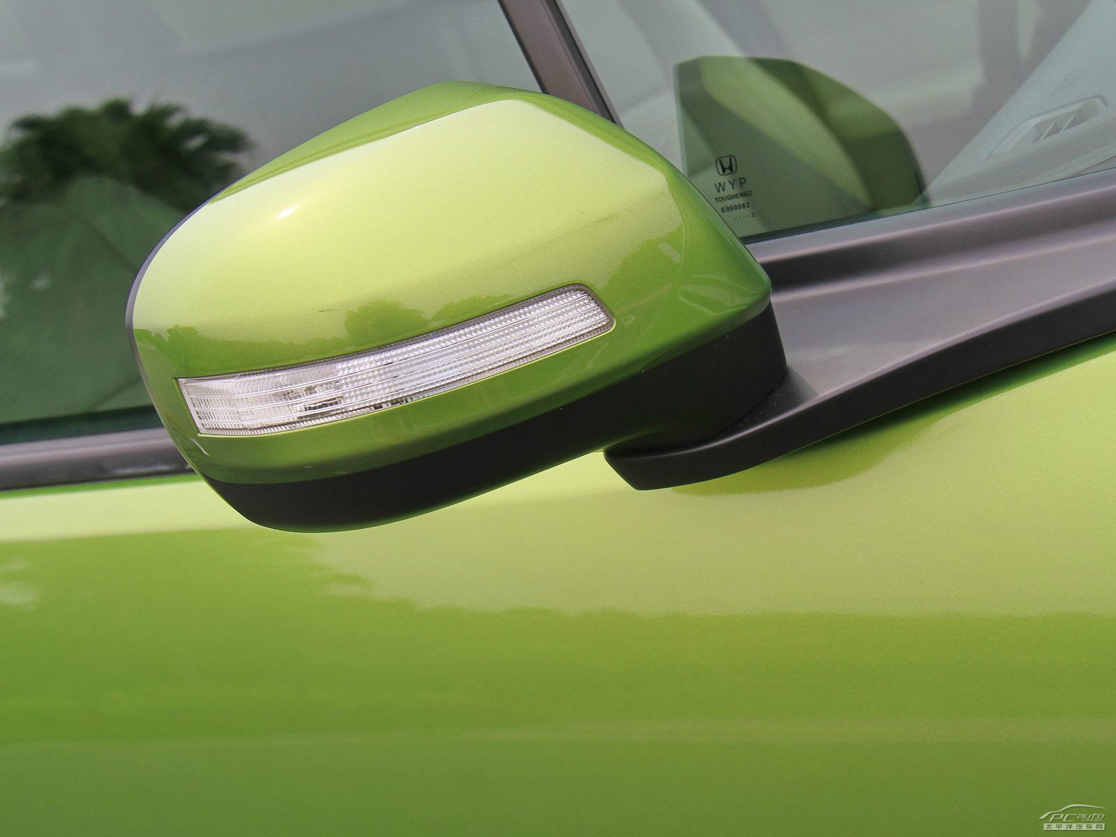 杰德外觀高清大圖