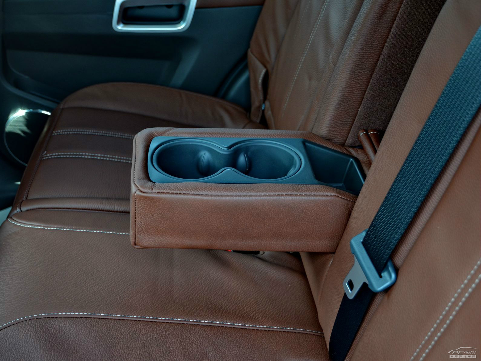 安德拉內(nèi)飾高清大圖