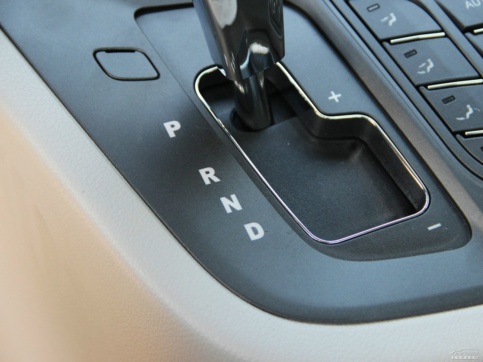 瑞風M5內(nèi)飾高清大圖