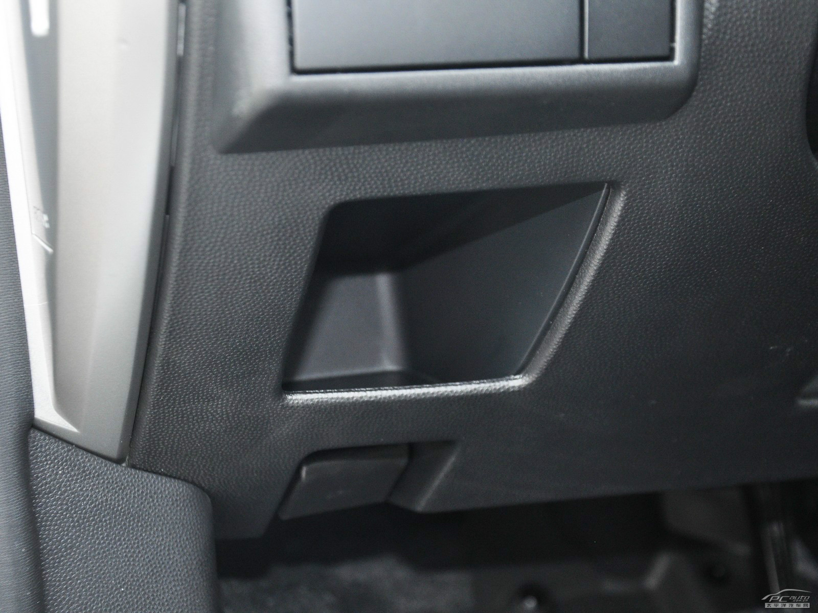 馬自達(dá)2空間高清大圖