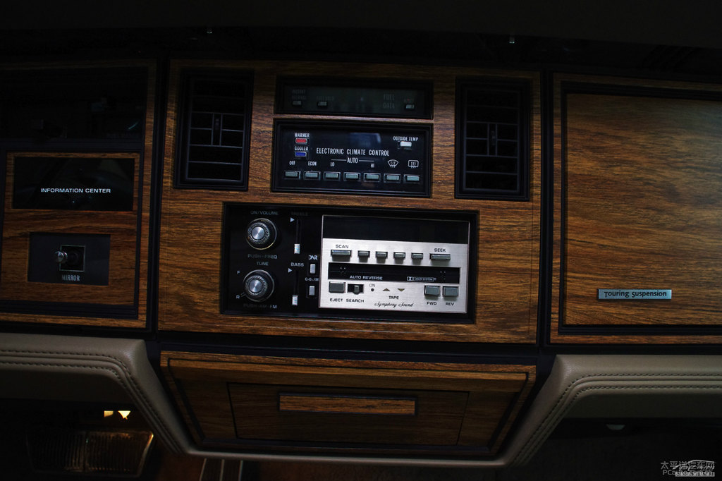 ɫPSevilleп؃DƬ