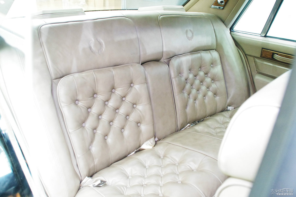 ɫPSeville΃(ni)DƬ