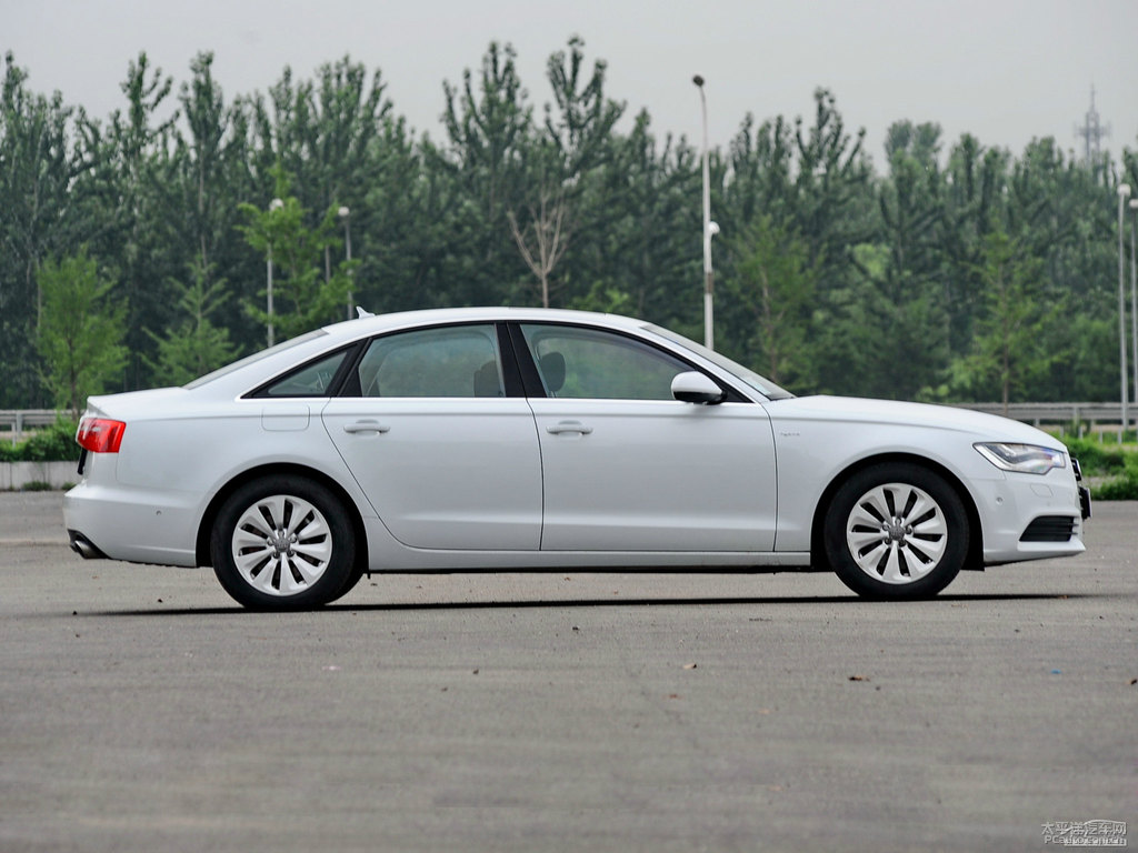 白色奧迪A6(進口)整車外觀外觀圖片