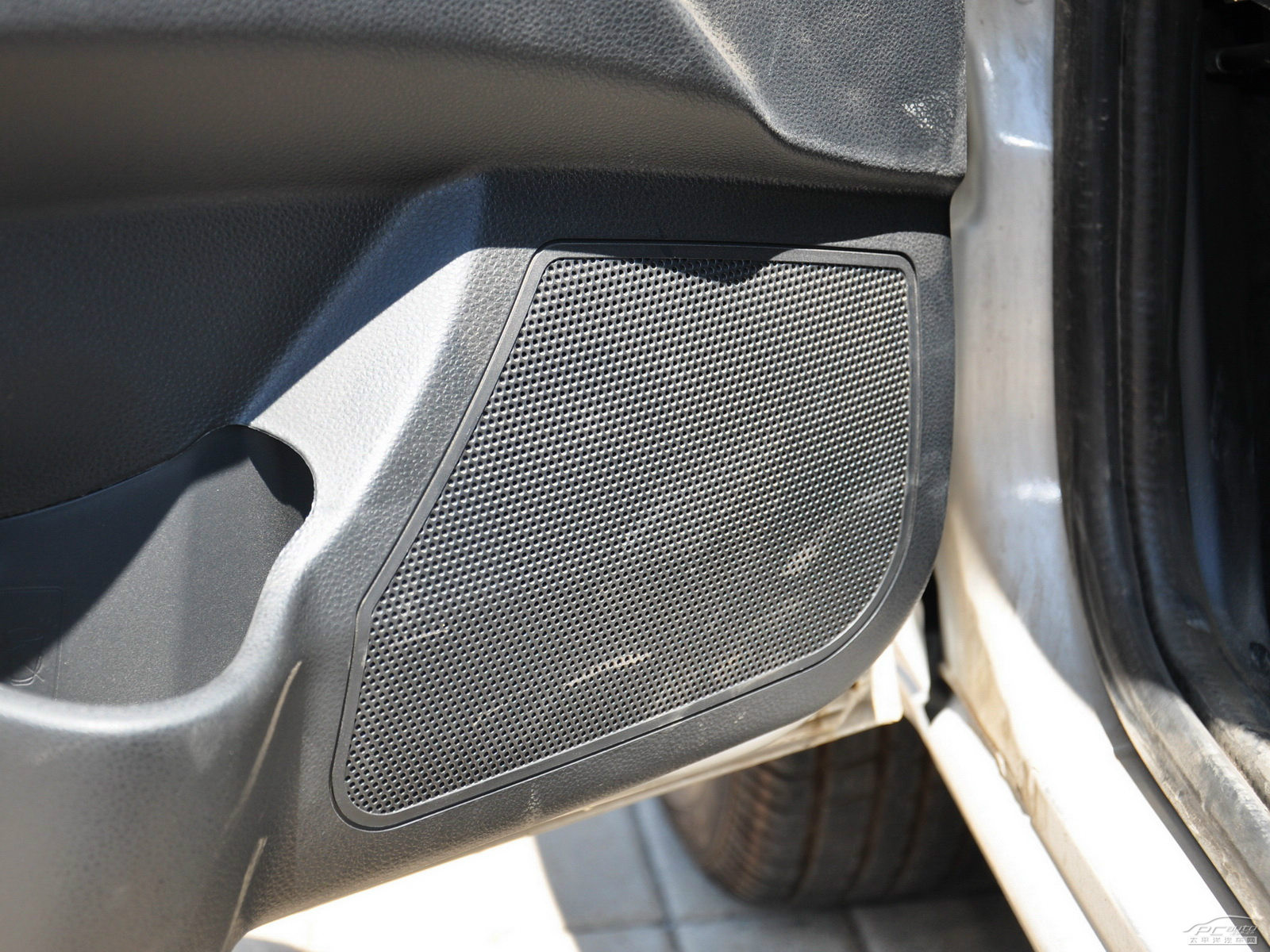 夏利空間高清大圖