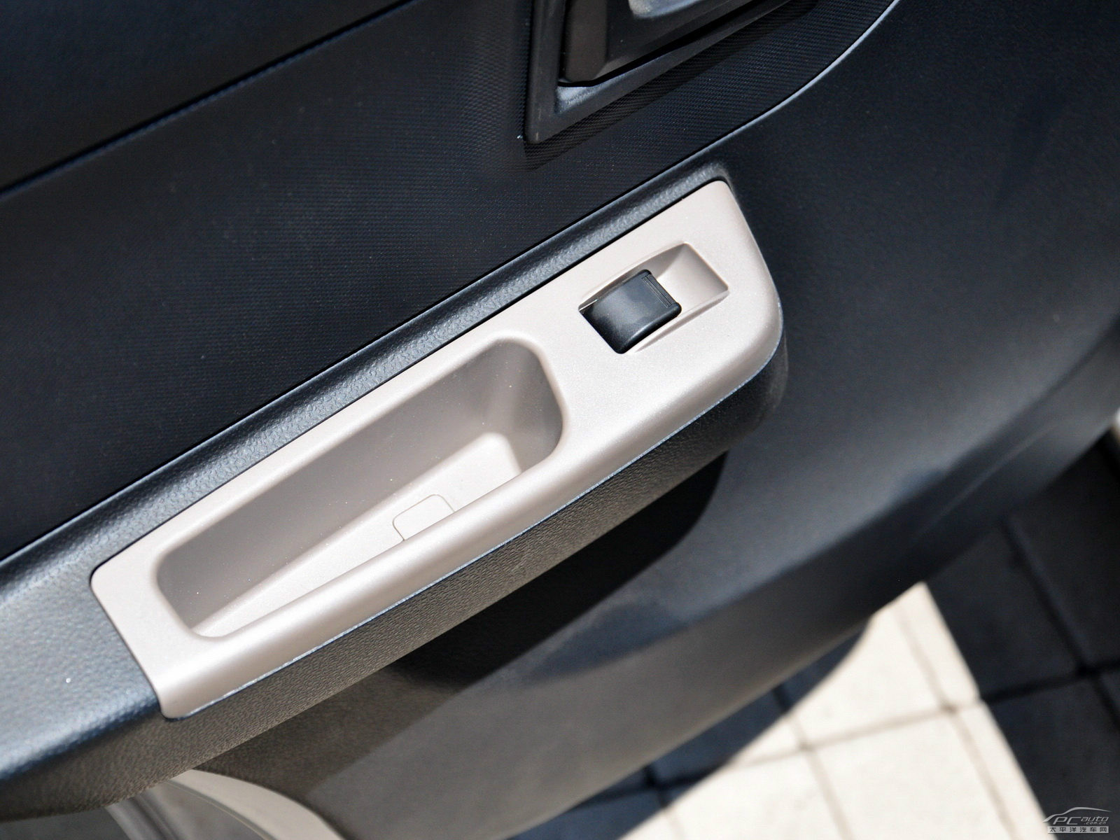 夏利空間高清大圖