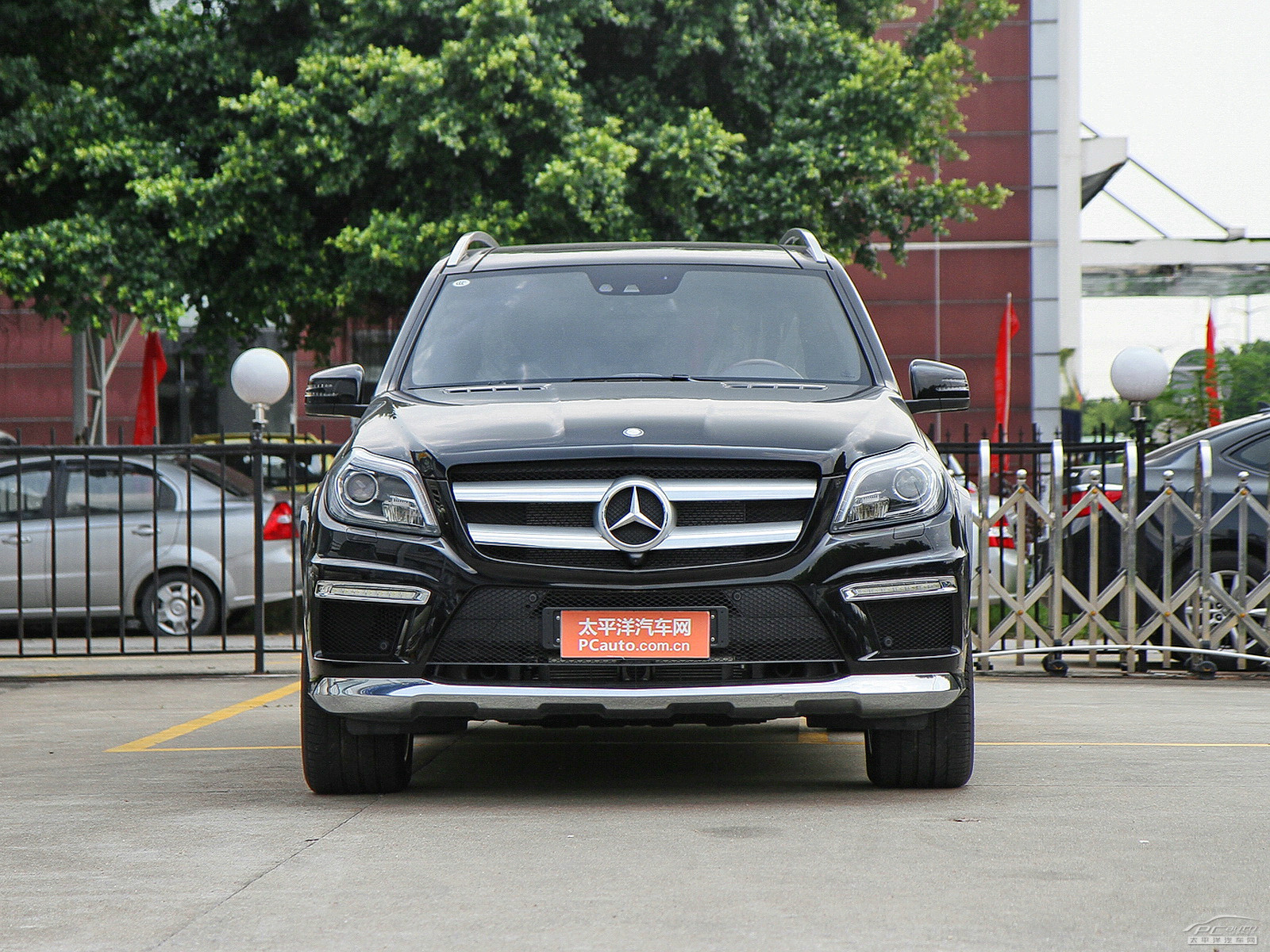 奔馳GL外觀高清大圖