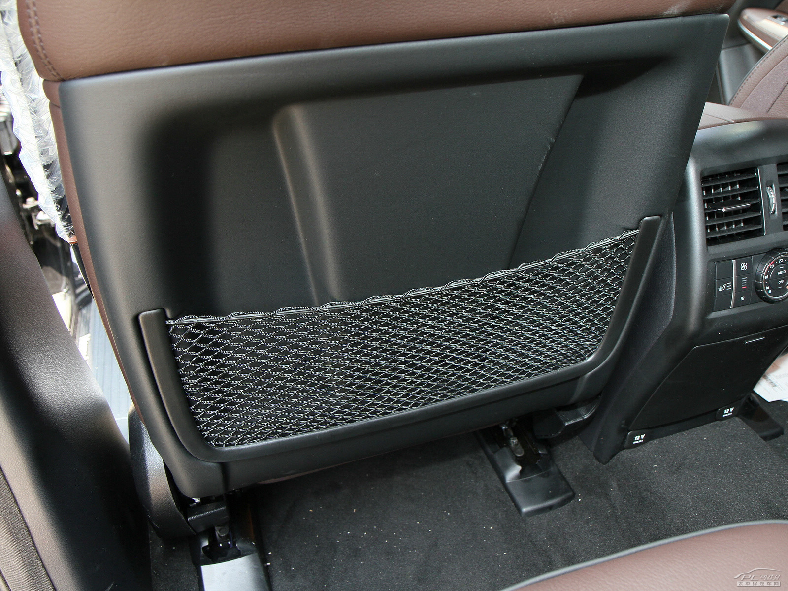 奔馳GL空間高清大圖