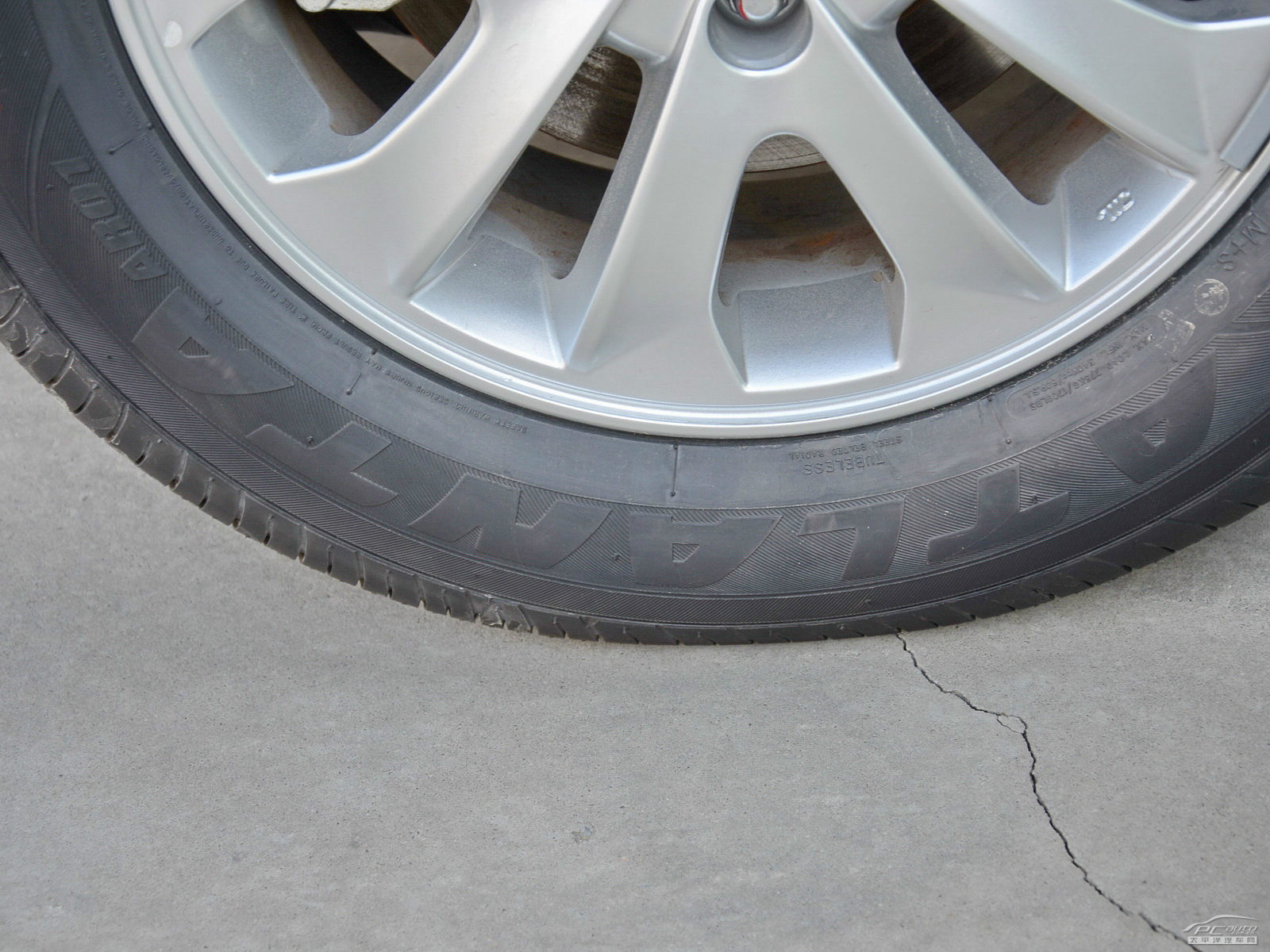 納智捷大7 MPV細(xì)節(jié)高清大圖