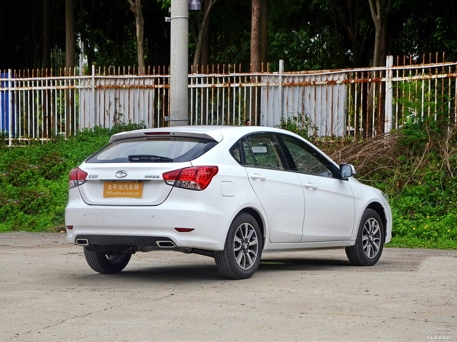 V6菱仕外觀高清大圖