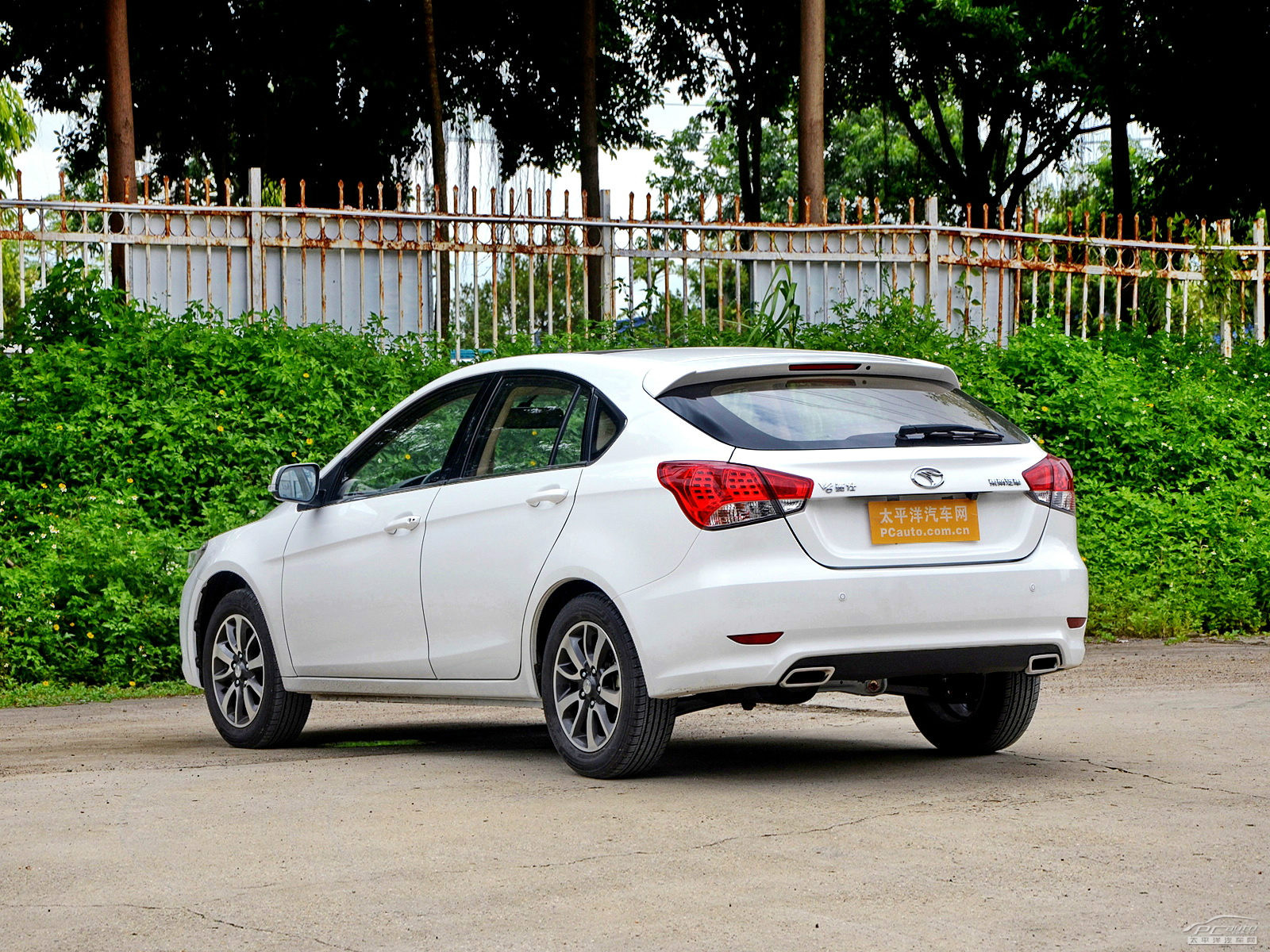 V6菱仕外觀高清大圖